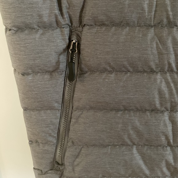 32° Heat Down Puffer Vest - Picture 3 of 5